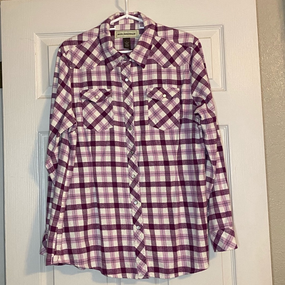 Bit & Bridle Women’s Snap Button Shirt.